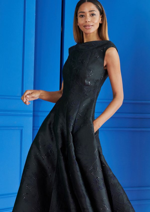 8NNJJV117 Kleidung Mitternachtsblau Frauen Talbot Runhof Midikleid tomini5
